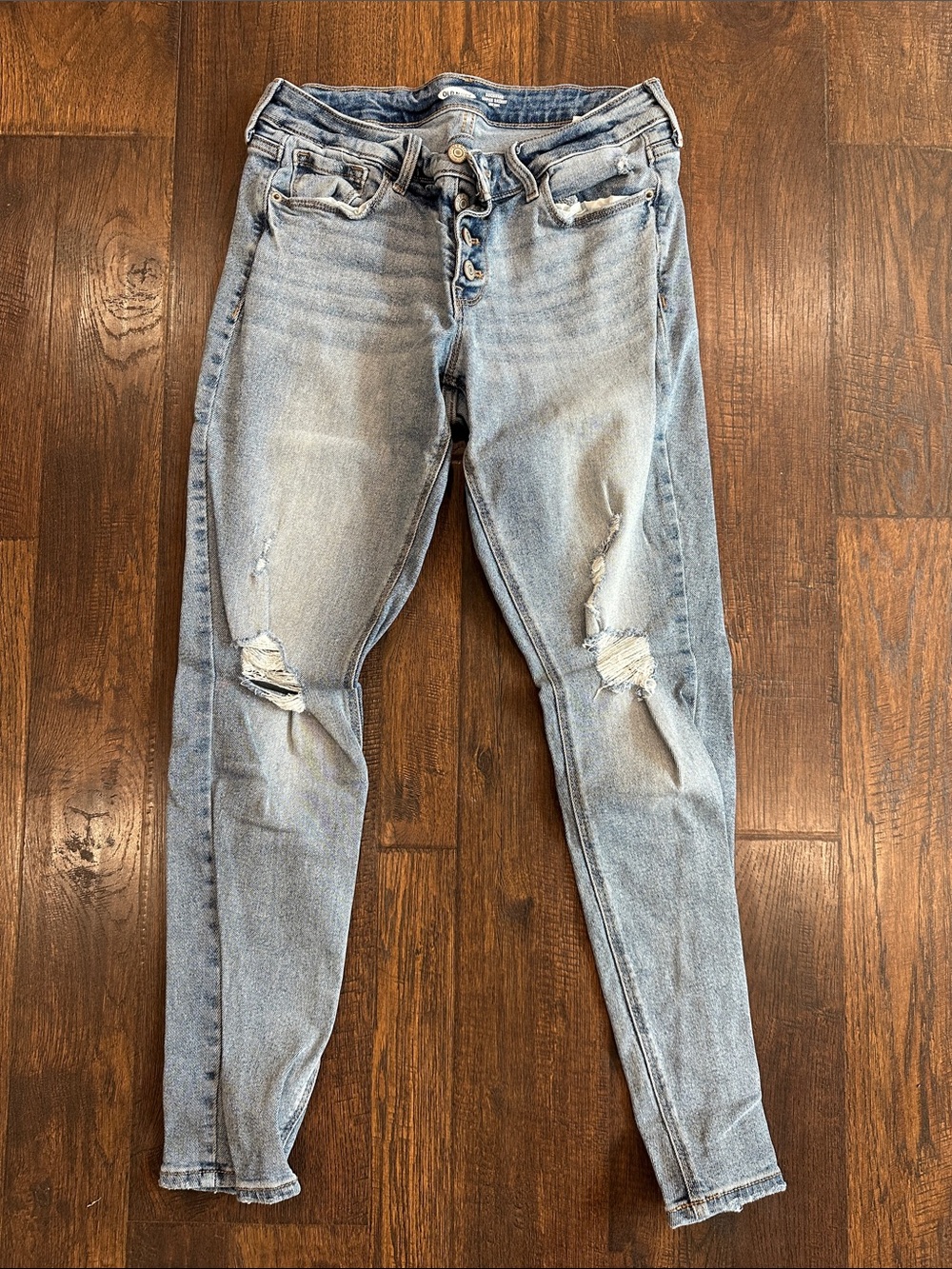 Old Navy Light Blue Distressed Skinny Jeans